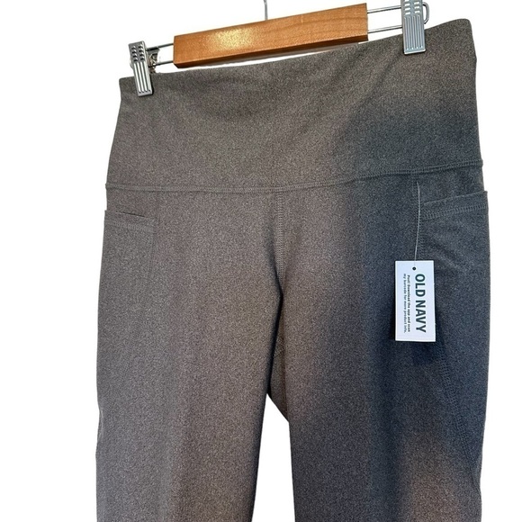 Old navy keep you dry gray leggings - Picture 5 of 12